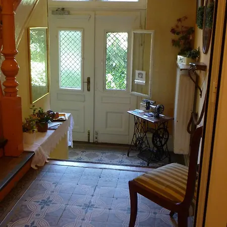 瓦尔德福瑞德酒店 酒店 2*